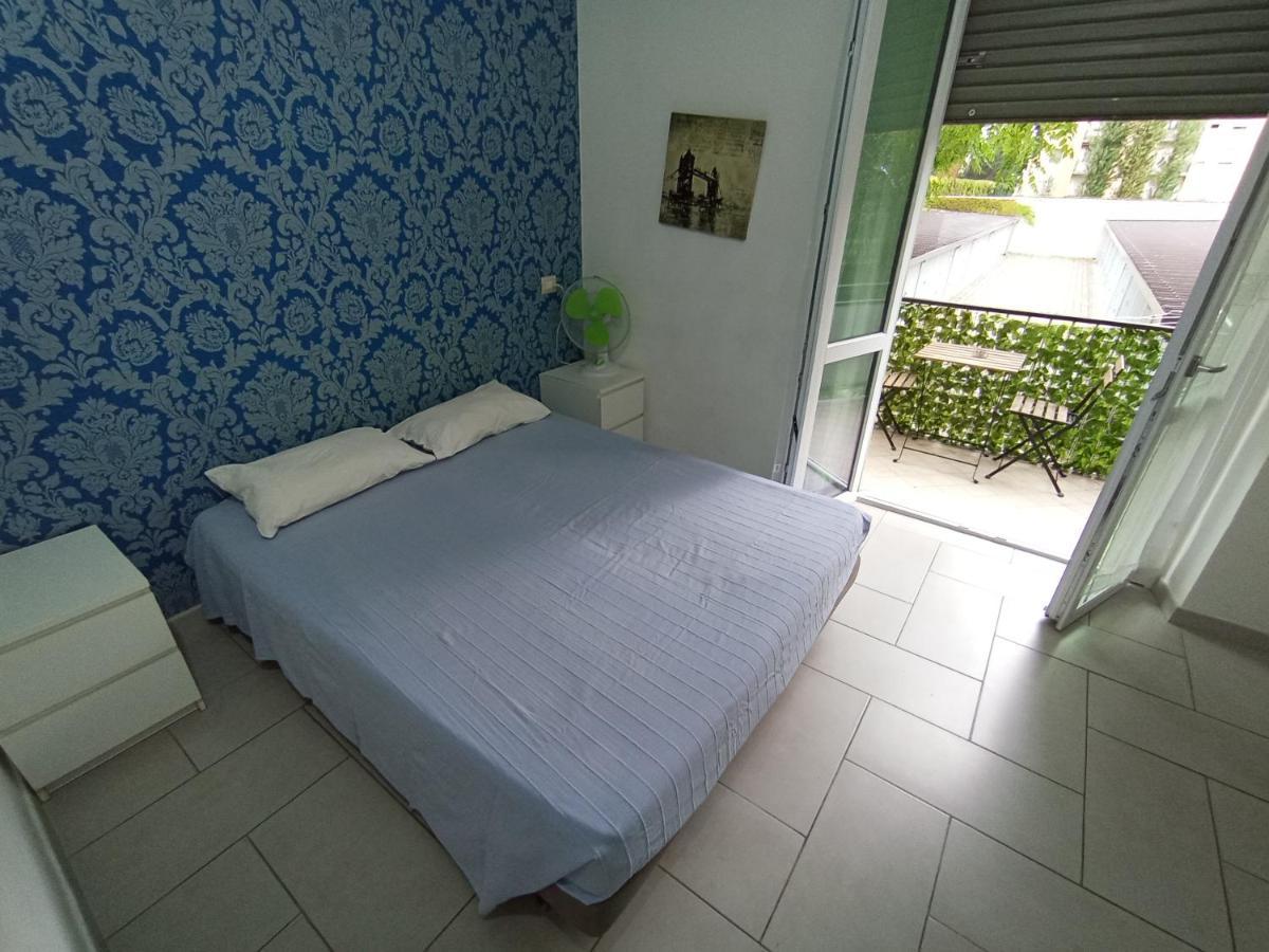 Apartament Famagosta Milanoアパートメント エクステリア 写真