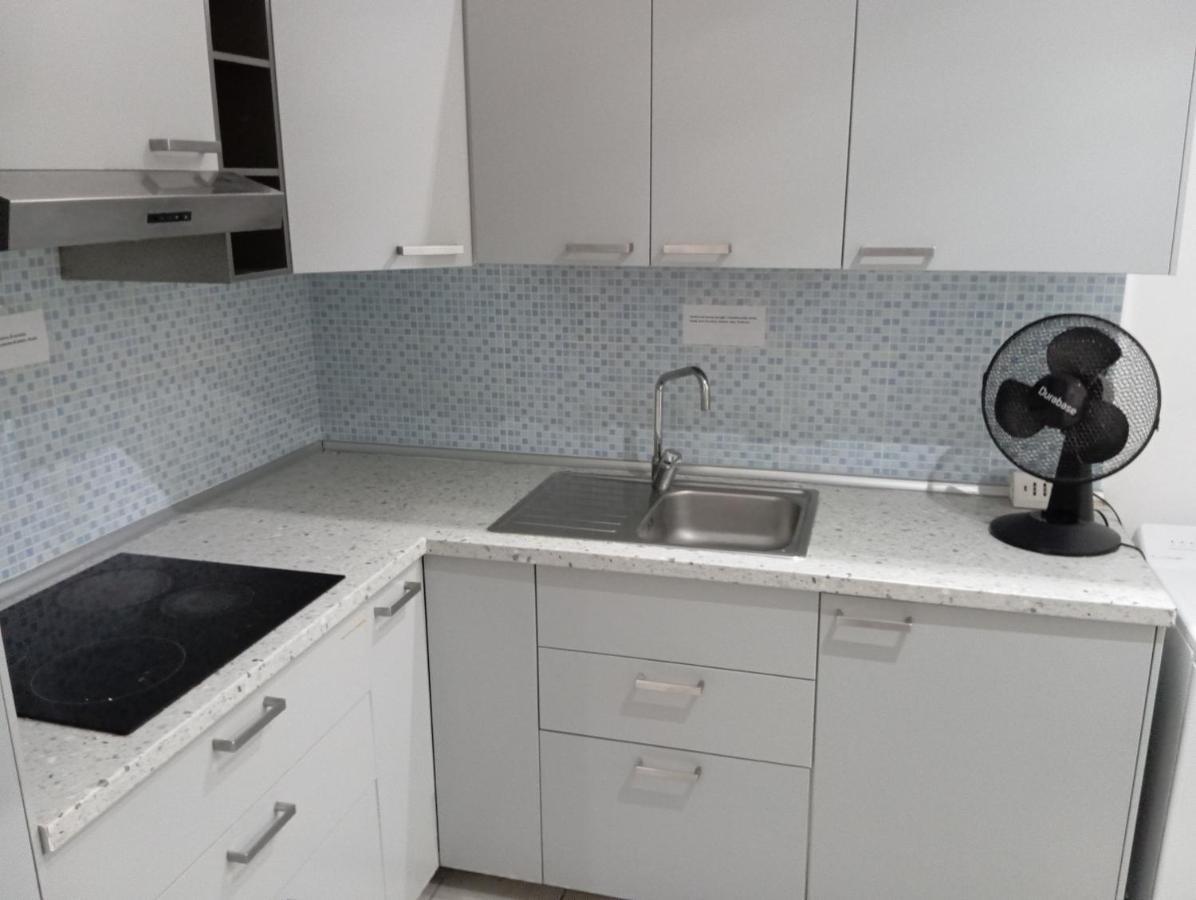Apartament Famagosta Milanoアパートメント エクステリア 写真